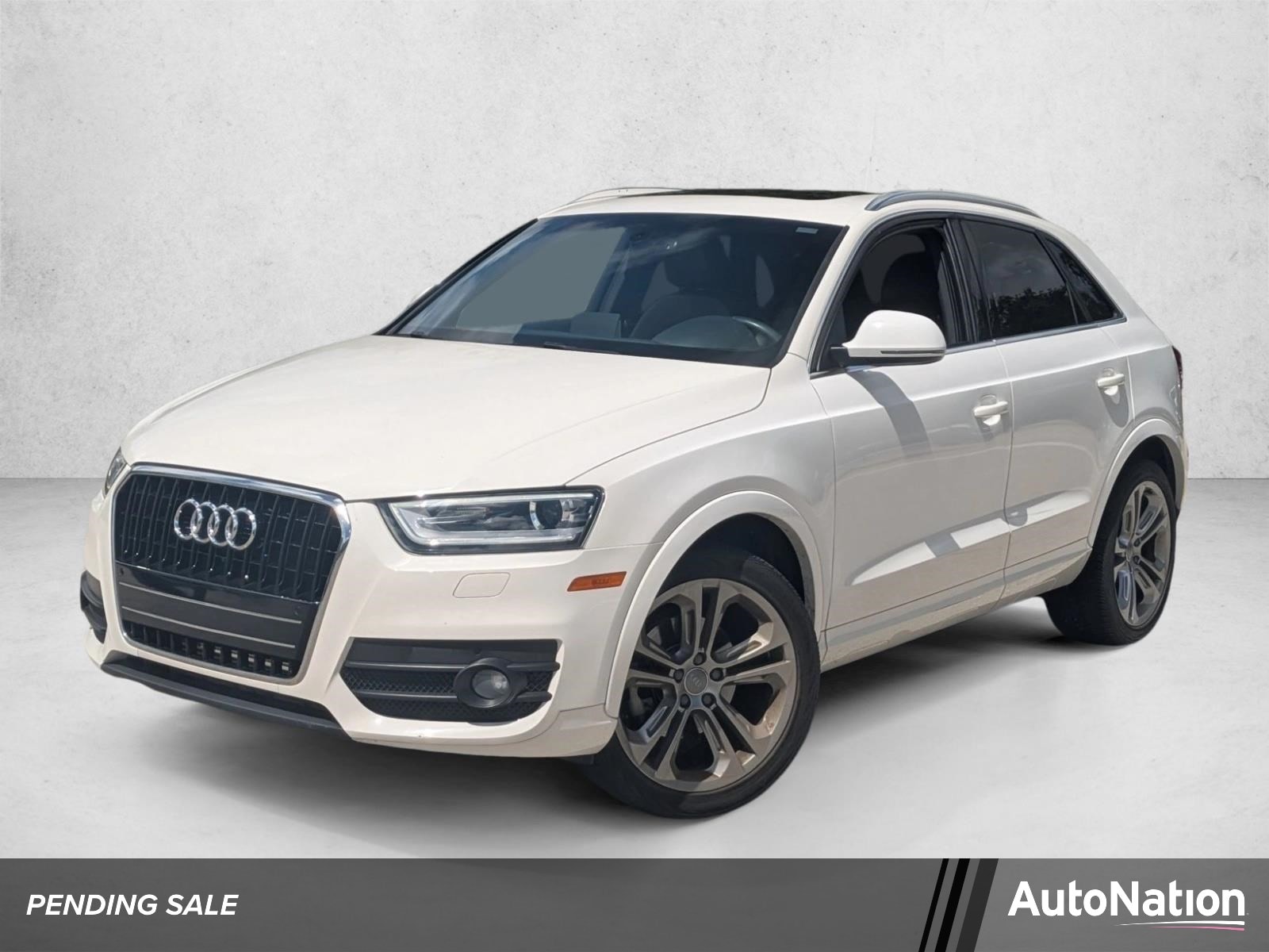 2015 Audi Q3 2.0T quattro tiptronic Premium Plus's photo