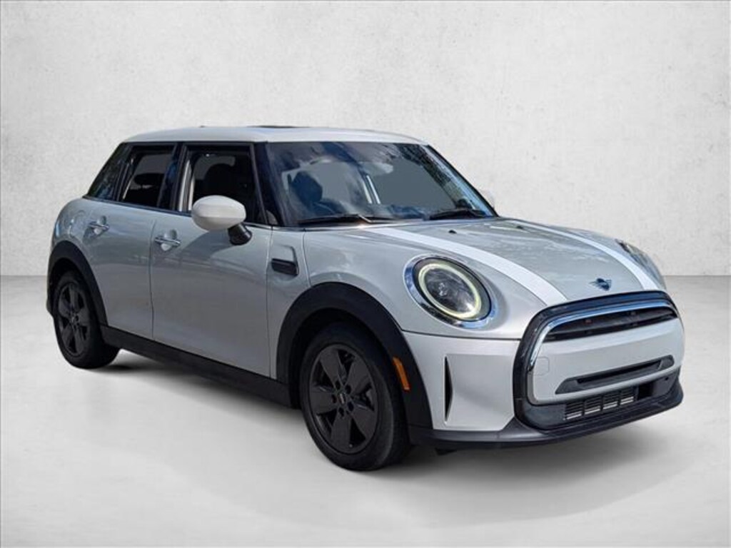Used 2022 MINI Hardtop 4 Door Cooper Hatchback