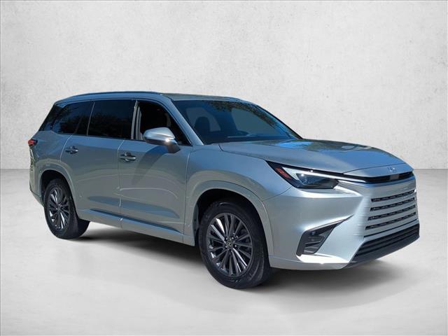 2025 Lexus TX 350 photo 3