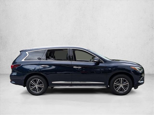 2019 Infiniti QX60 Luxe photo 3