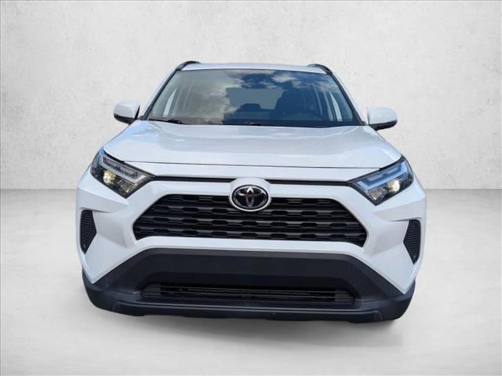 Used 2022 Toyota RAV4 XLE SUV