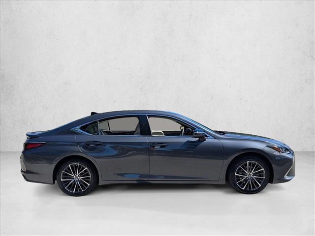 2023 Lexus ES 350 photo 4