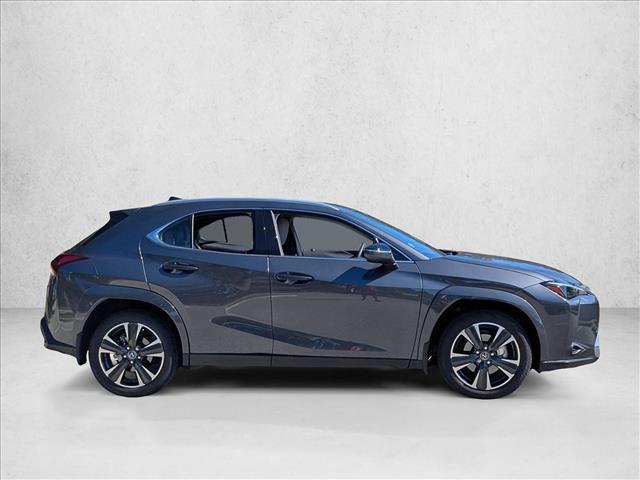 2025 Lexus UX Premium photo 4