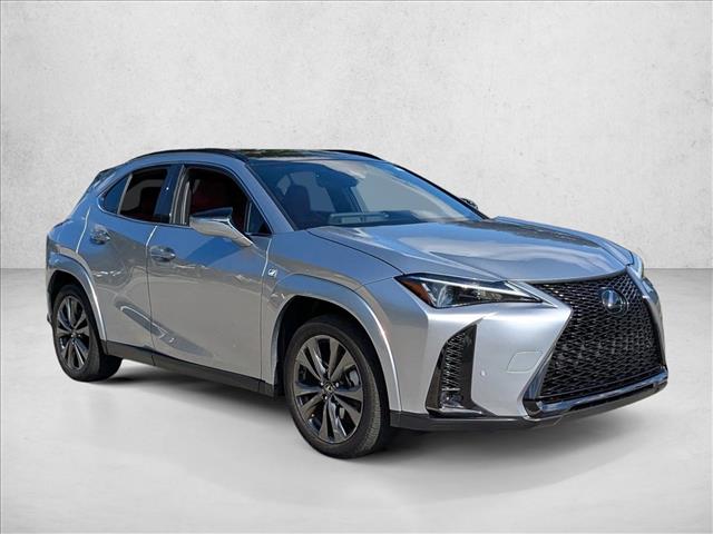 2024 Lexus UX 250h F SPORT Handling photo 3