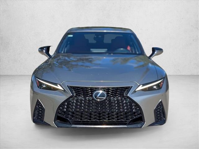 2022 Lexus IS 350 F SPORT photo 2