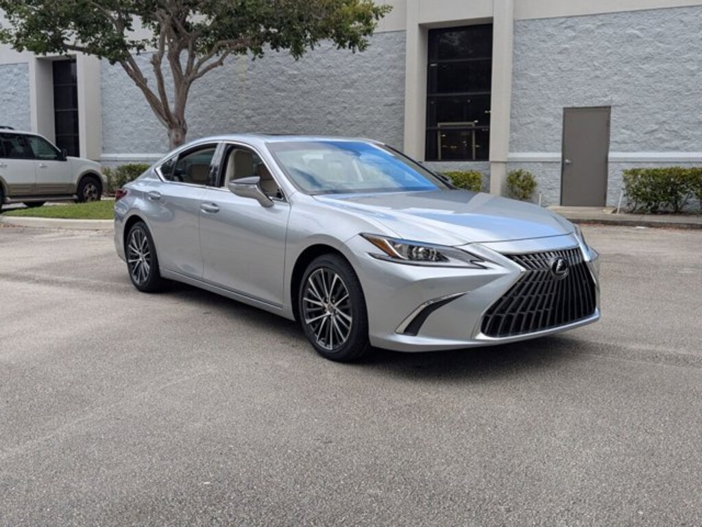Certified 2023 Lexus ES 350  Sedan