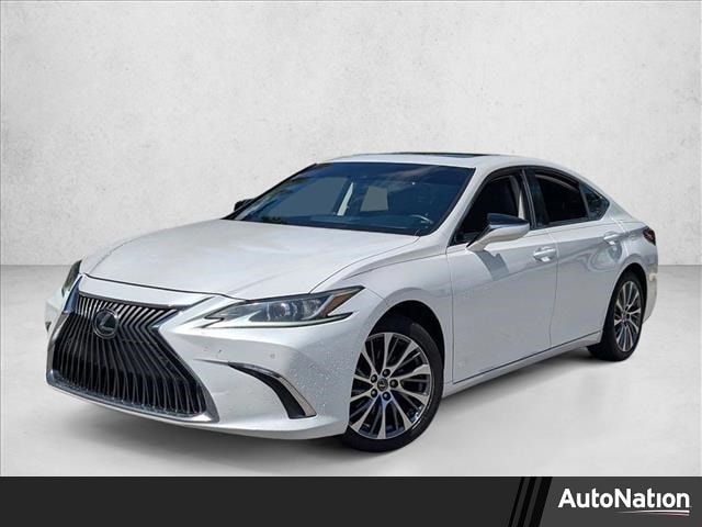 2019 Lexus ES