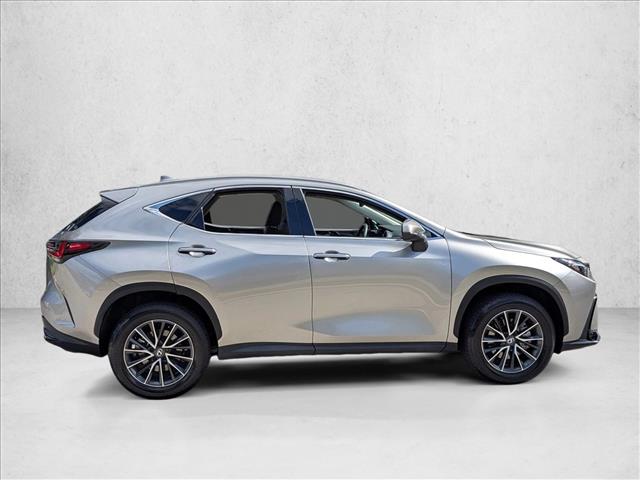 2025 Lexus NX 250 Premium photo 4