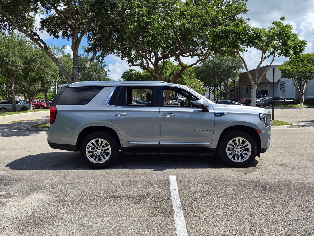 Used 2024 GMC Yukon SLT SUV