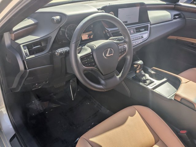 2023 Lexus ES 350 photo 3