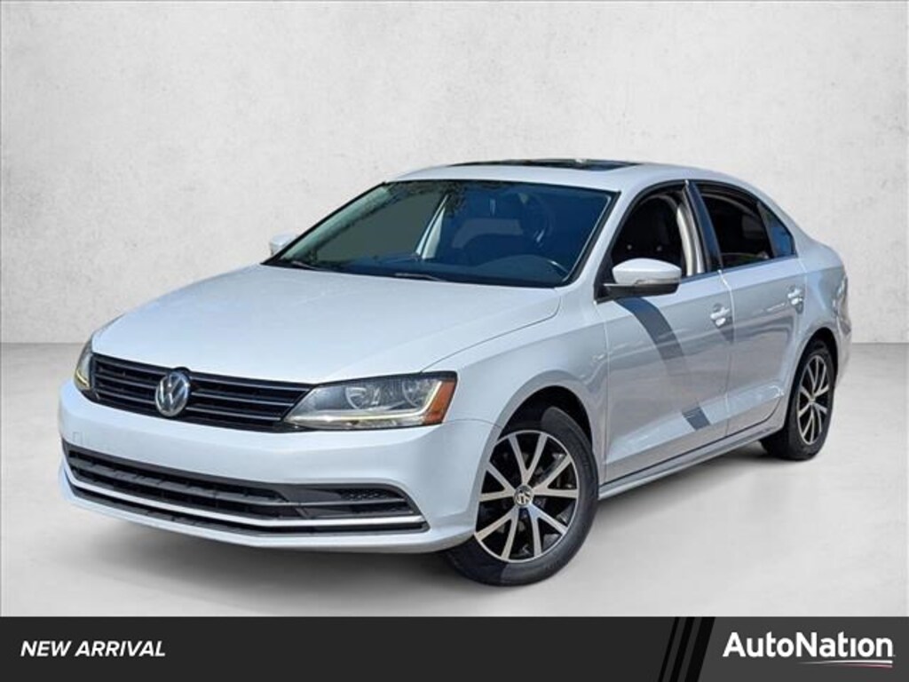 Used 2017 Volkswagen Jetta 1.4T SE Sedan