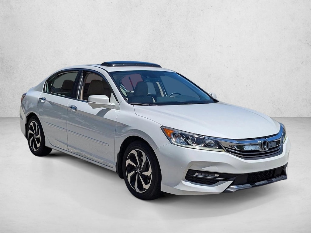 Used 2017 Honda Accord EX-L w/Navi & Honda Sensing Sedan