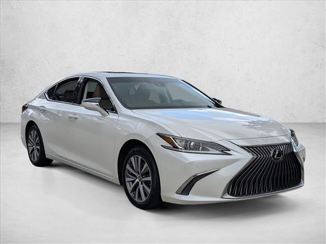 2021 Lexus ES 350 photo 3