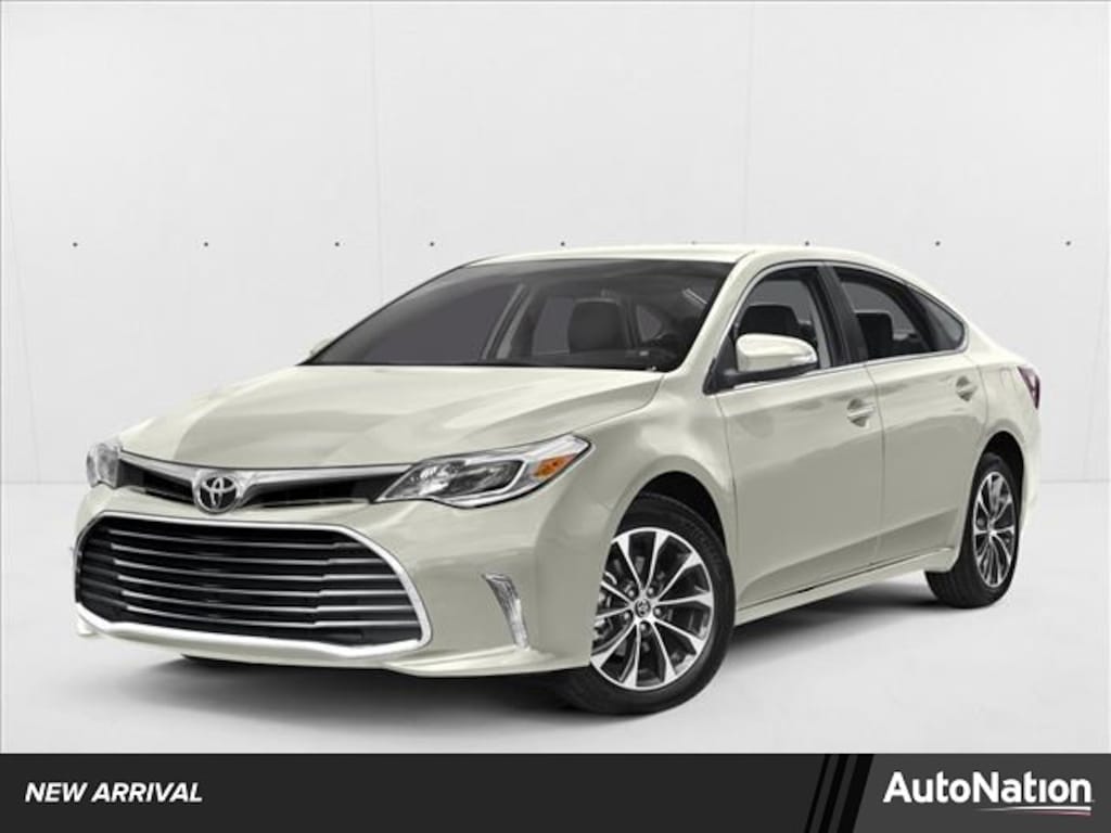 Used 2017 Toyota Avalon XLE Sedan