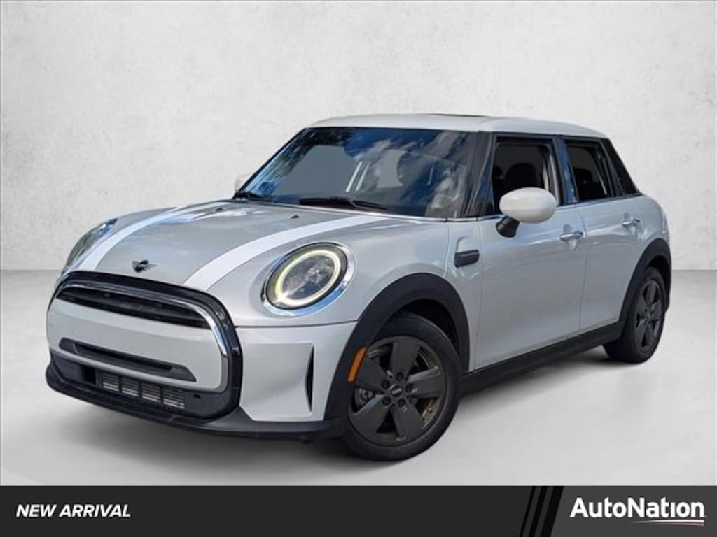 Used 2022 MINI Hardtop 4 Door Cooper Hatchback