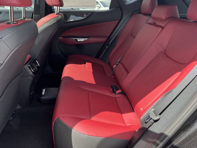 2025 Lexus NX 250 - Photo 23