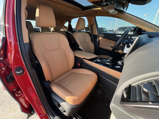 2025 Lexus NX 250 - Photo 25