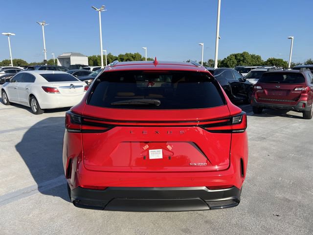 2025 Lexus NX 250 - Photo 24