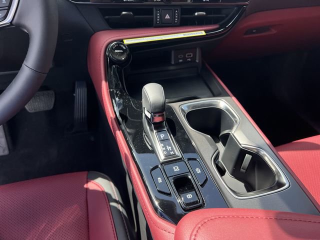 2025 Lexus NX 250 - Photo 21