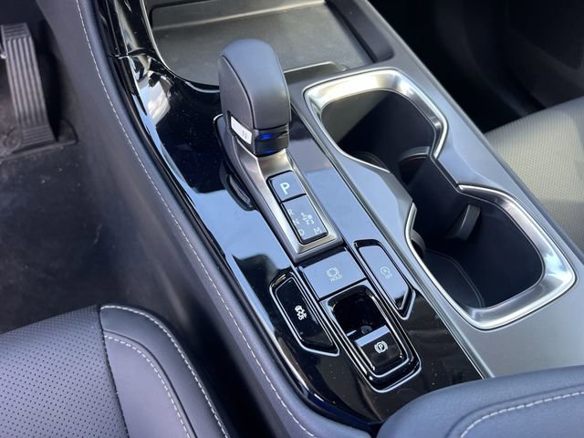 2025 Lexus NX 250 - Photo 20