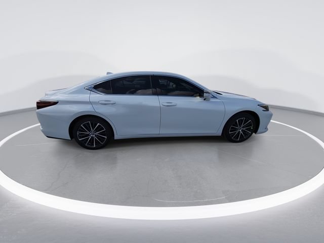 2025 Lexus ES 350 - Photo 9