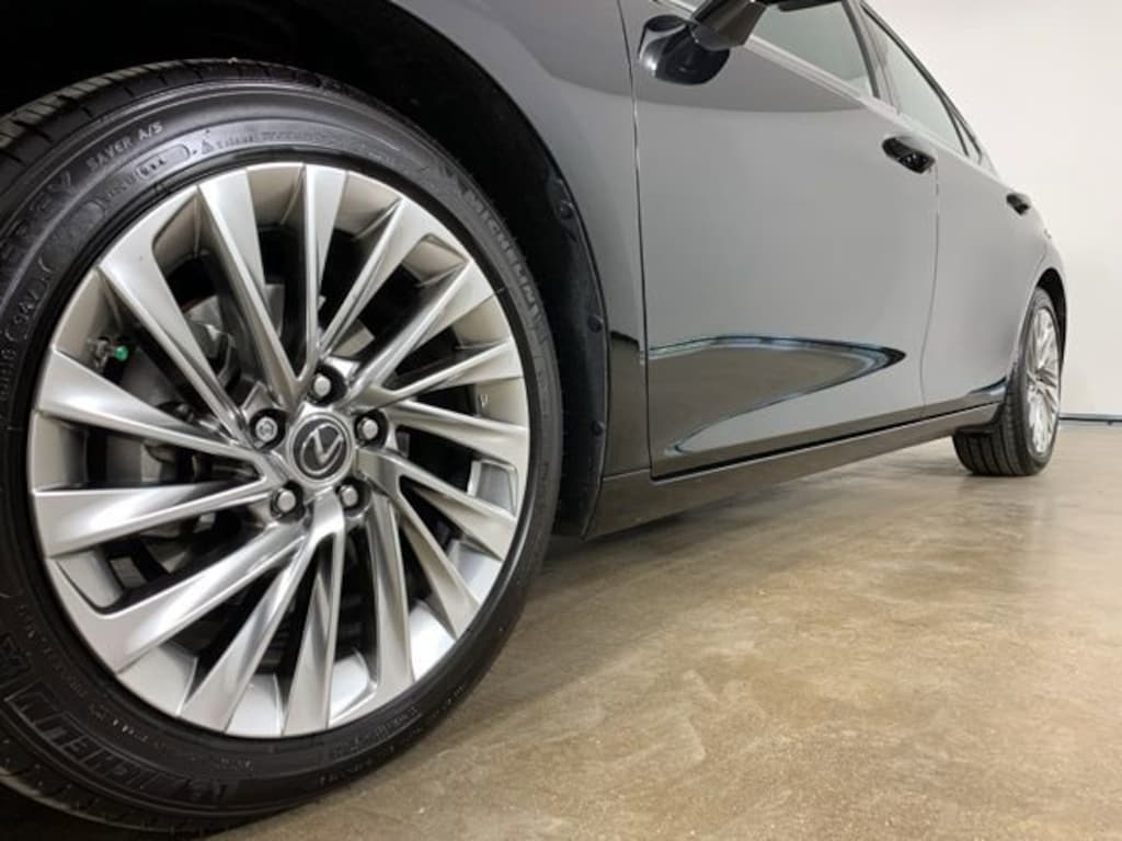 Certified 2023 Lexus ES 300h ULTRA LUXURY SEDAN