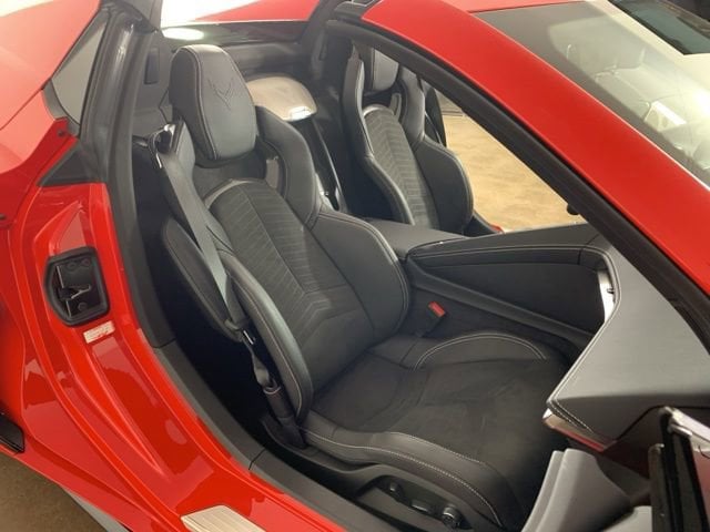 2025 Chevrolet Corvette 2LZ - Photo 31