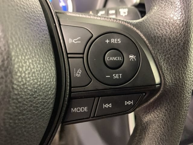 2024 Toyota RAV4 XLE - Photo 21