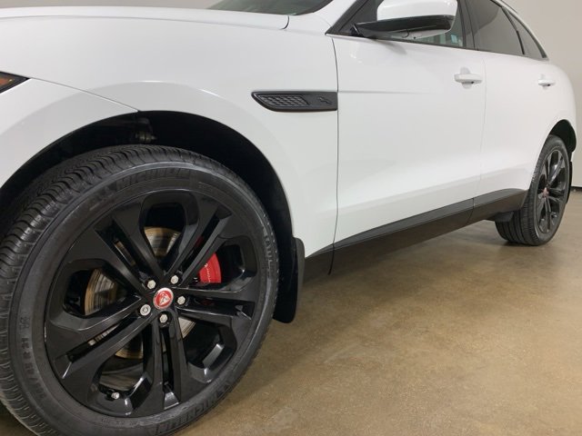 2023 Jaguar F-PACE P250 S photo 2