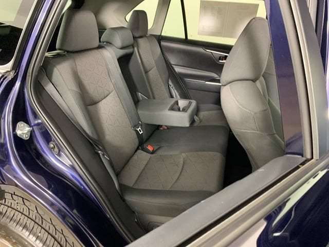 2024 Toyota RAV4 XLE - Photo 34
