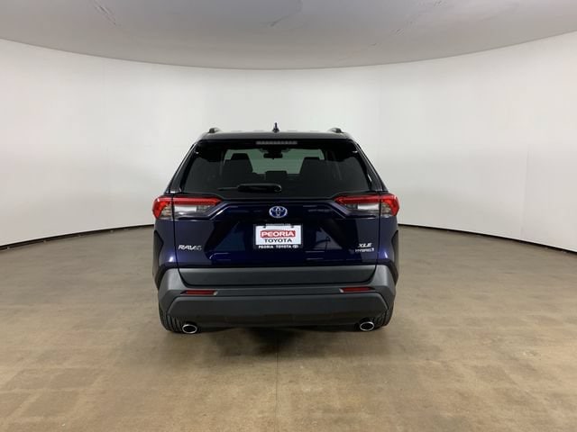 2024 Toyota RAV4 XLE - Photo 10
