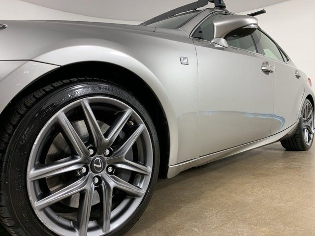 2015 Lexus IS 350 F SPORT AWD photo 2