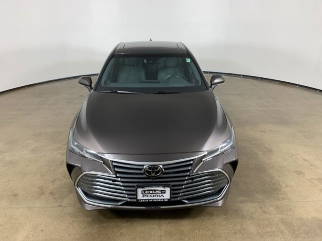 2019 Toyota Avalon Limited photo 4