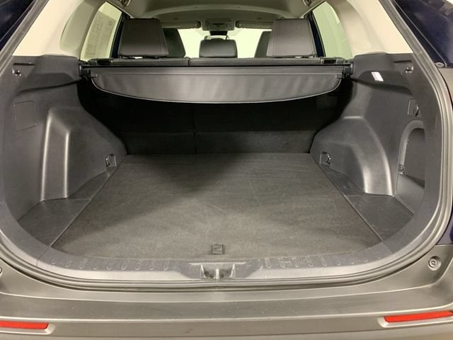 2024 Toyota RAV4 XLE - Photo 13