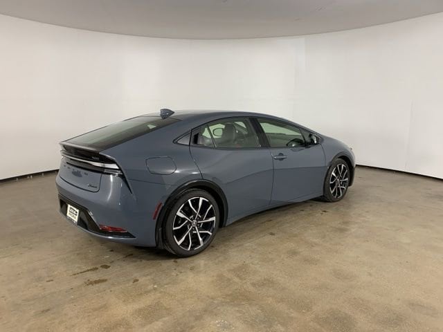 2024 Toyota Prius Prime XSE - Photo 8