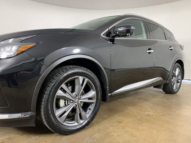 2021 Nissan Murano Platinum photo 2