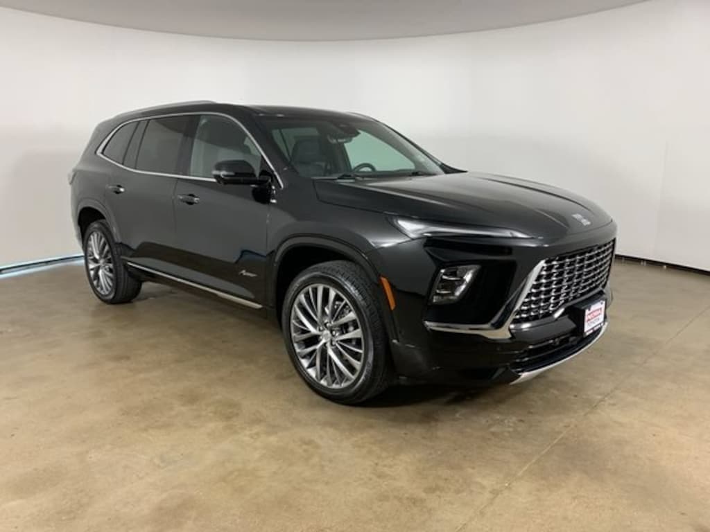Used 2025 Buick Enclave Avenir
