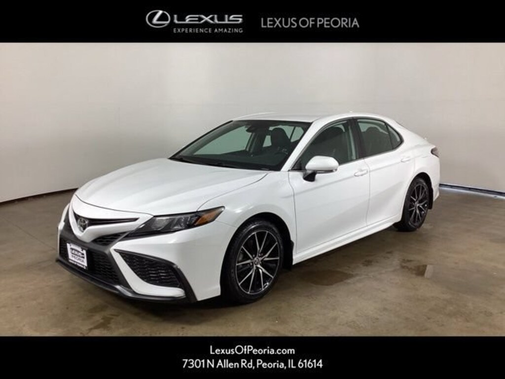 Used 2024 Toyota Camry SE