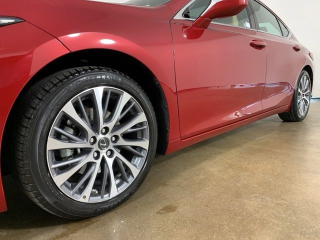 2021 Lexus ES 350 photo 2