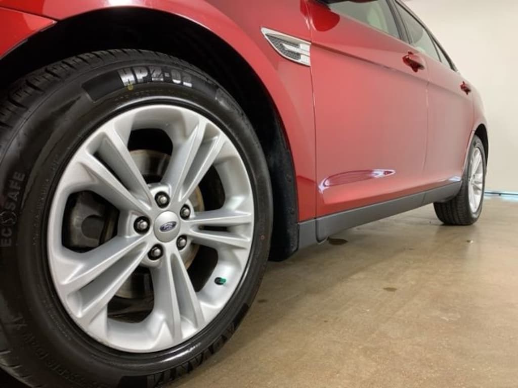 Used 2015 Ford Taurus SEL