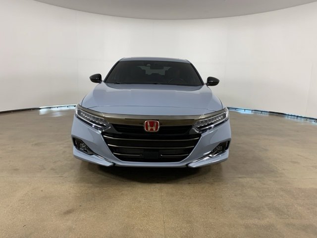 2022 Honda Accord Sport 2.0T photo 2