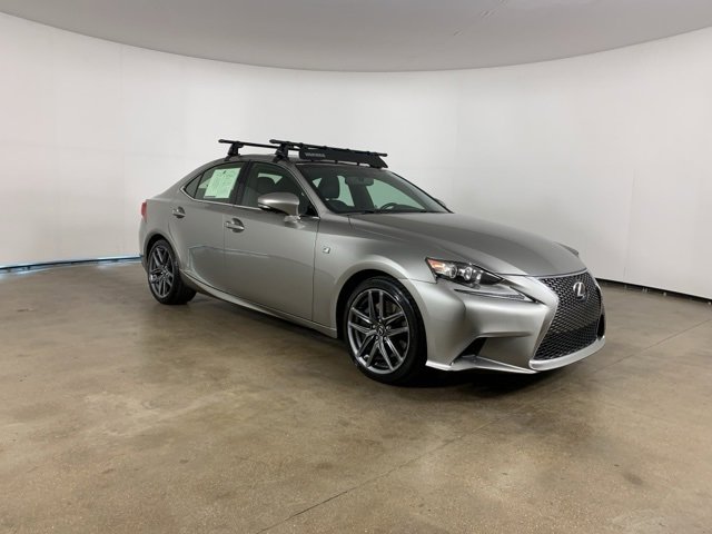 2015 Lexus IS 350 F SPORT AWD photo 4