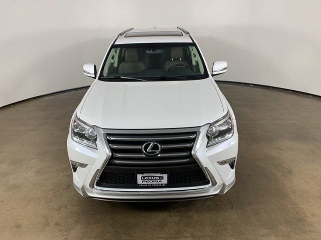 2019 Lexus GX 460 Premium photo 3