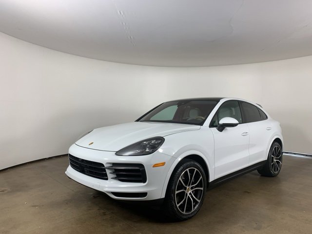 2021 Porsche Cayenne Base photo 2