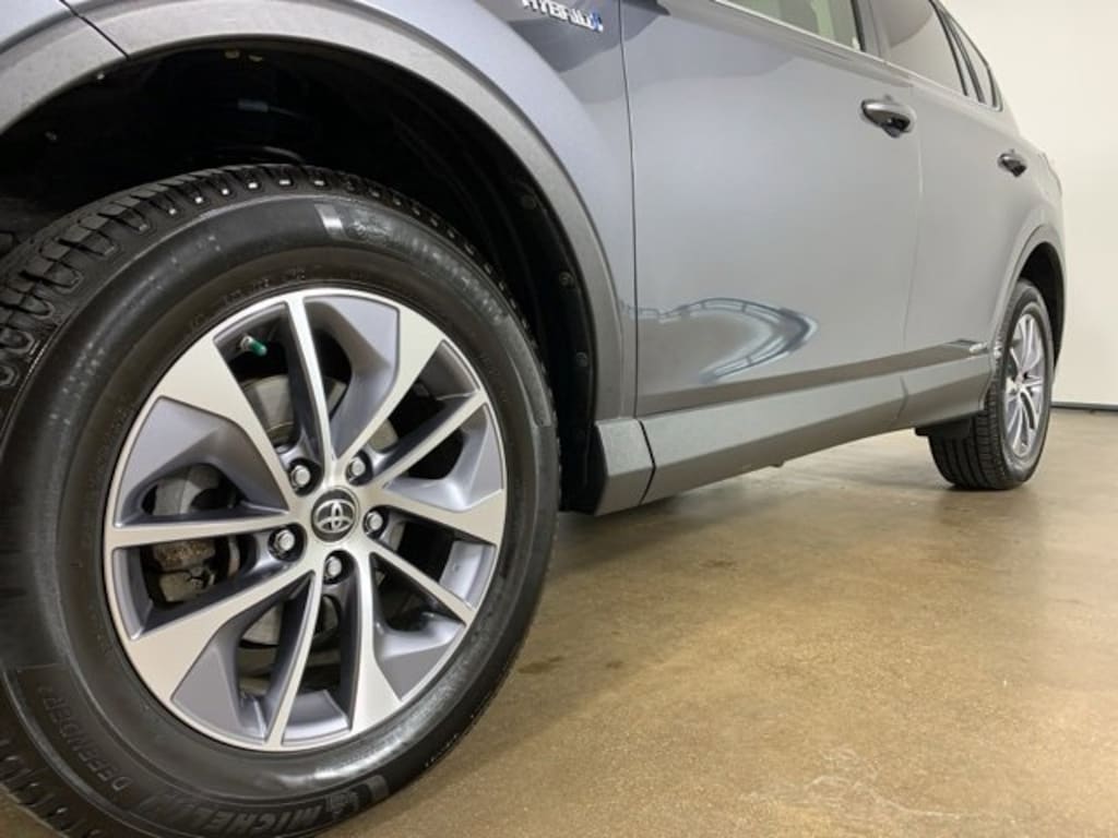 Used 2016 Toyota RAV4 Hybrid XLE