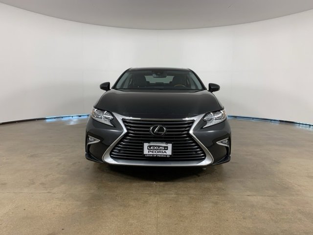2018 Lexus ES 350 photo 2