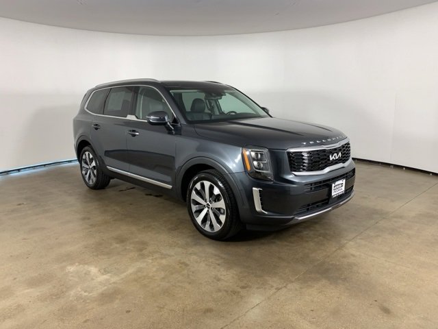 2022 Kia Telluride EX photo 4
