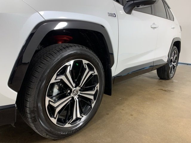 2024 Toyota RAV4 Prime XSE Premium photo 2