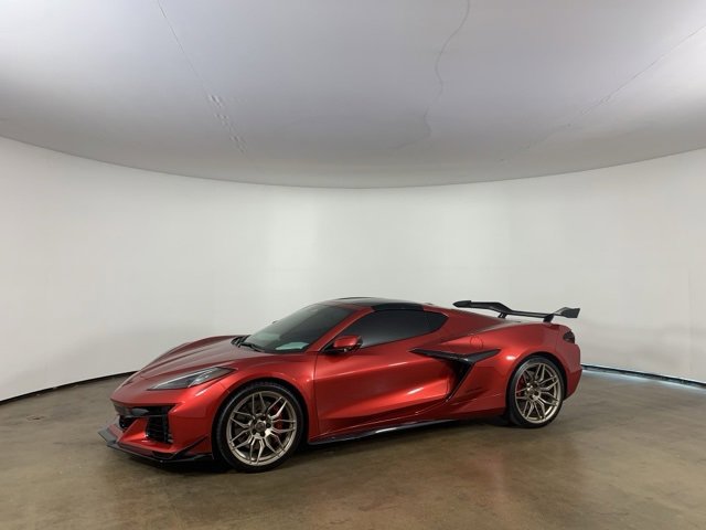Used 2025 Chevrolet Corvette 3LZ with VIN 1G1YF2D32S5600597 for sale in Peoria, IL