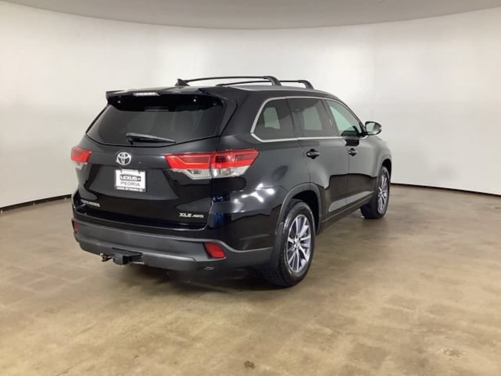 Used 2018 Toyota Highlander XLE